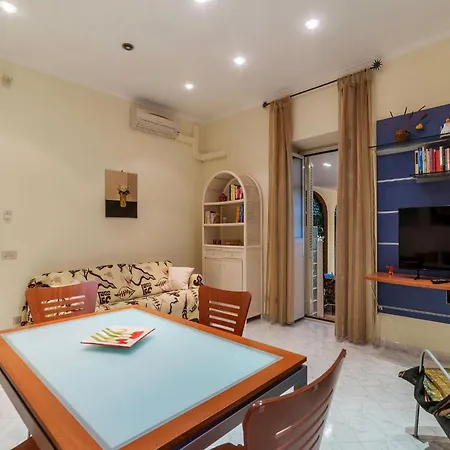 Guesthost - Pretty Near Musei Vaticani Appartamento *