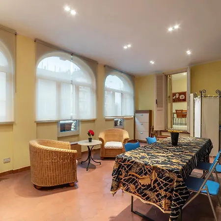 Guesthost - Pretty Near Musei Vaticani Roma