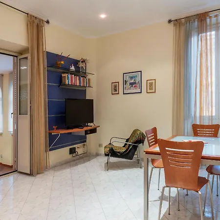 Guesthost - Pretty Near Musei Vaticani * Roma